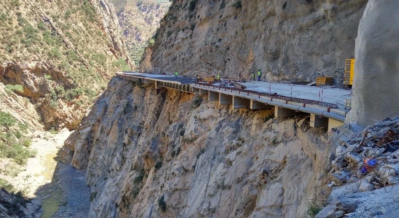 RN09: TRAVAUX D'AMÉNAGEMENT DES GORGES DE KHERRATA
																
											   </a>